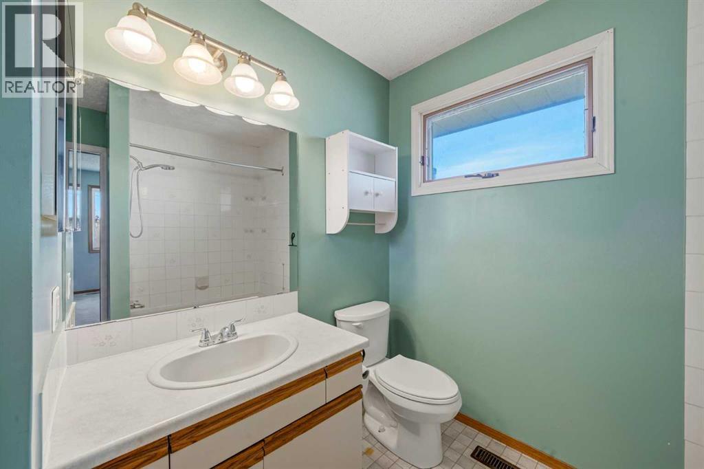 16279 5 Street SW, Calgary, Alberta  T2Y 1Y3 - Photo 24 - A2349423
