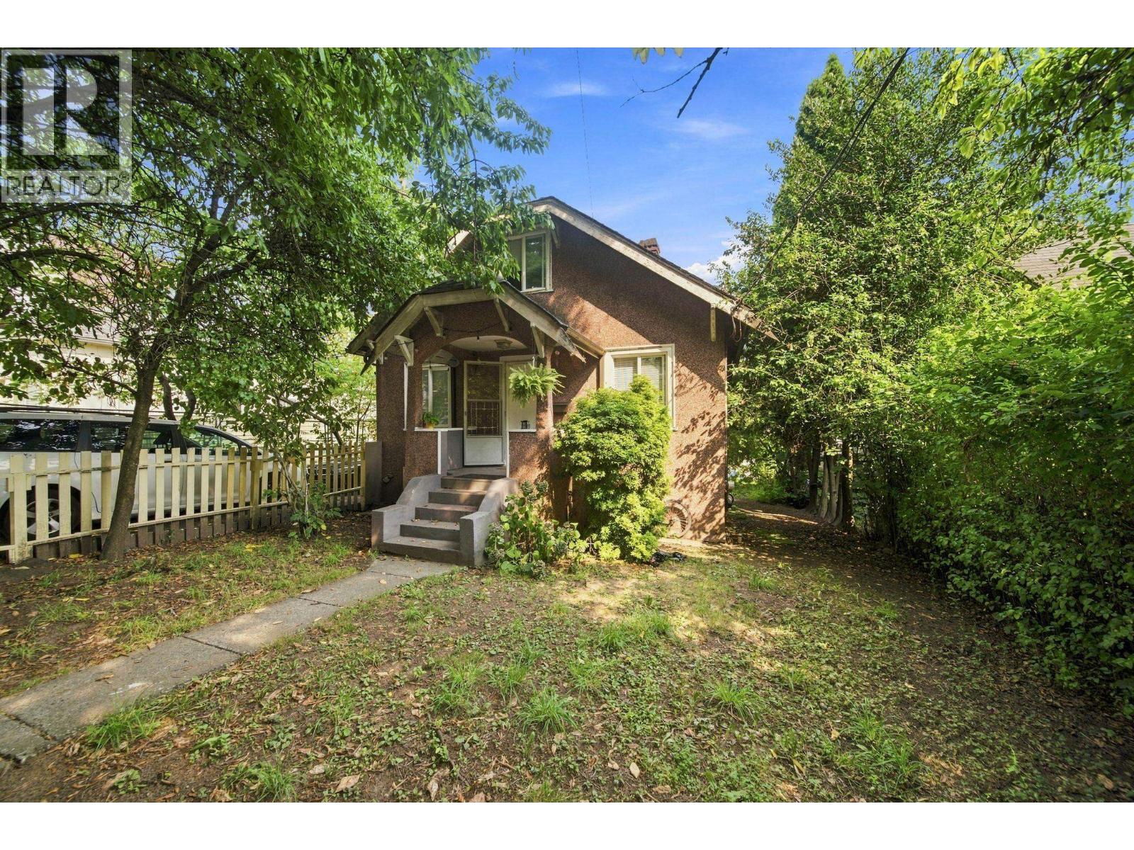 452 Rousseau Street, New Westminster, British Columbia  V3L 3R3 - Photo 8 - R3174139