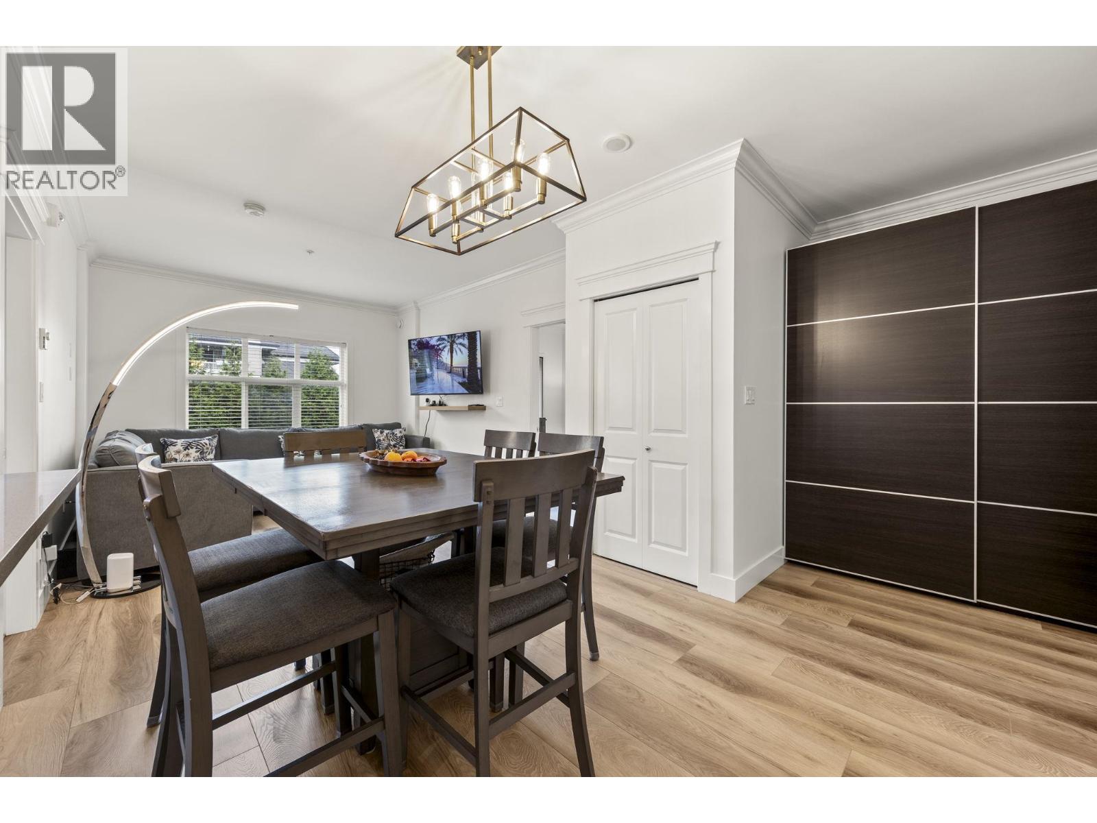 304 2389 Hawthorne Avenue, Port Coquitlam, British Columbia  V3C 0T2 - Photo 5 - R3174064