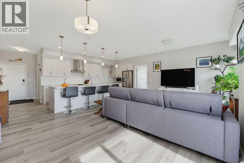 204, 300 Harvest Hills Place NE, Calgary, Alberta  T3K 2P4 - Photo 8 - A2350621