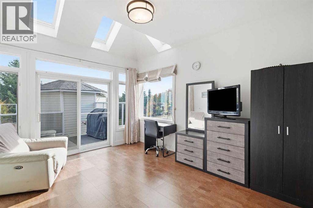 28 Bearspaw Acres