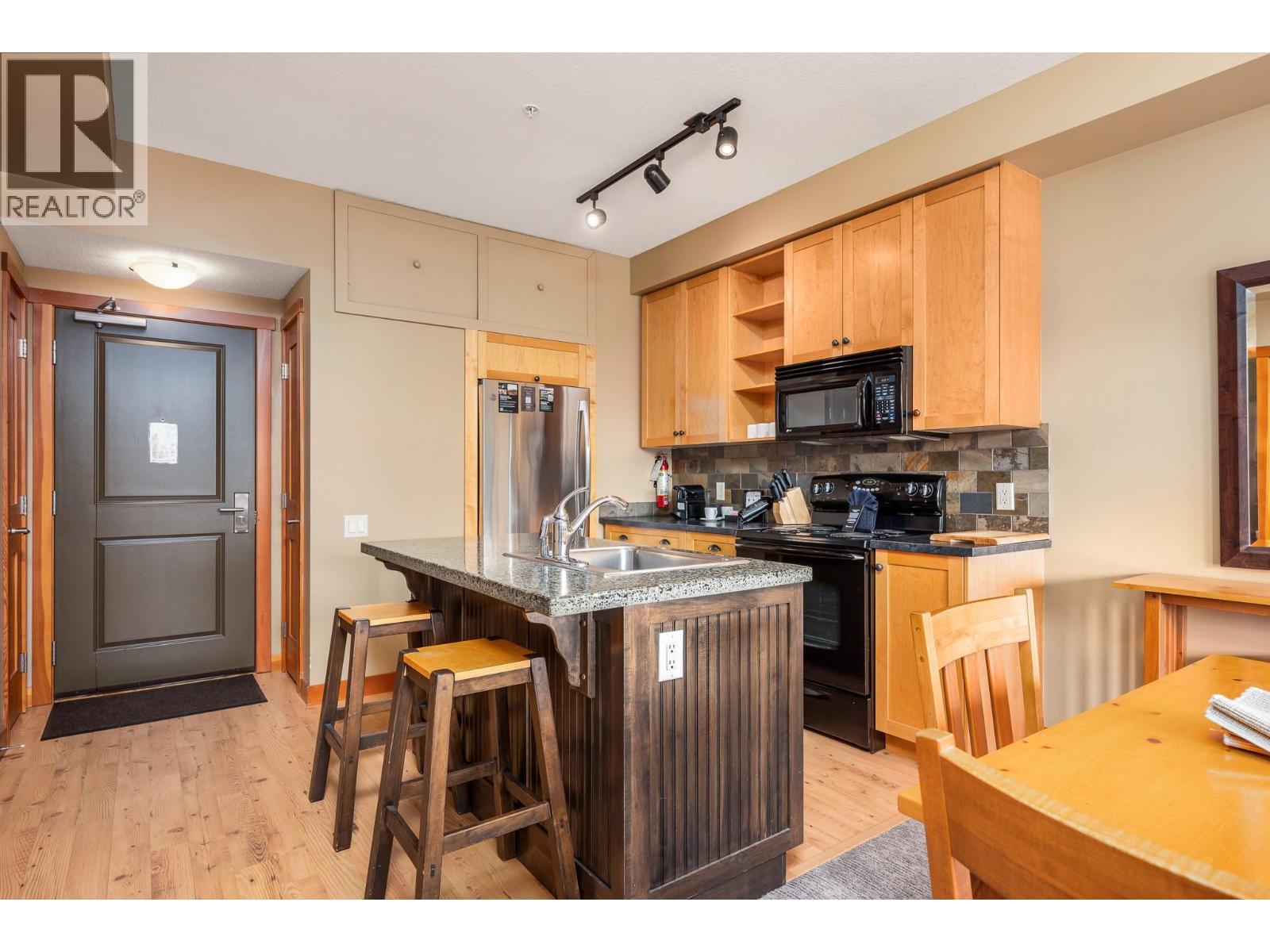 107 Village Centre Court Unit# 112
