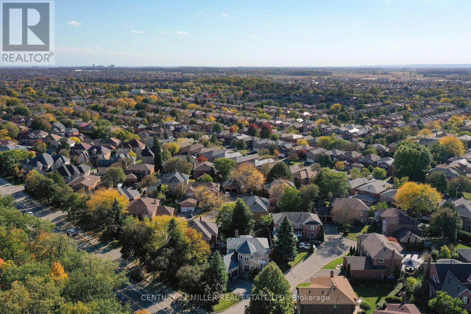 6482 Tenth Line W, Mississauga, Ontario  L5N 5T7 - Photo 2 - W13882204