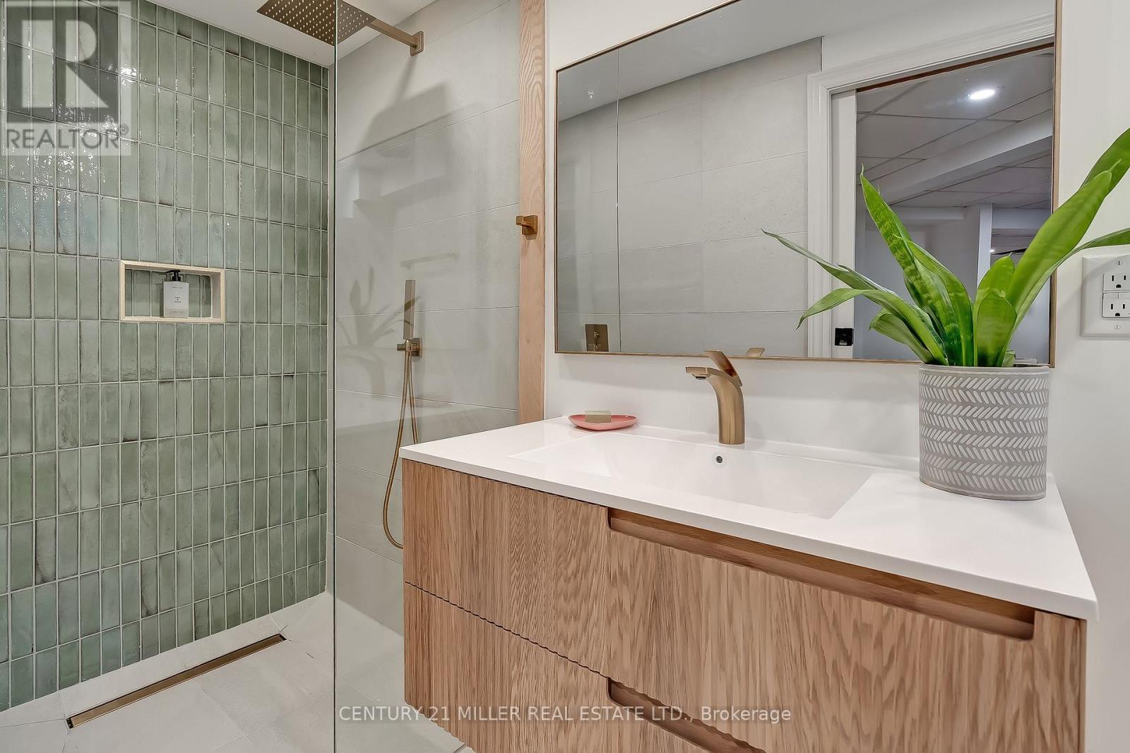 6482 Tenth Line W, Mississauga, Ontario  L5N 5T7 - Photo 32 - W13882204