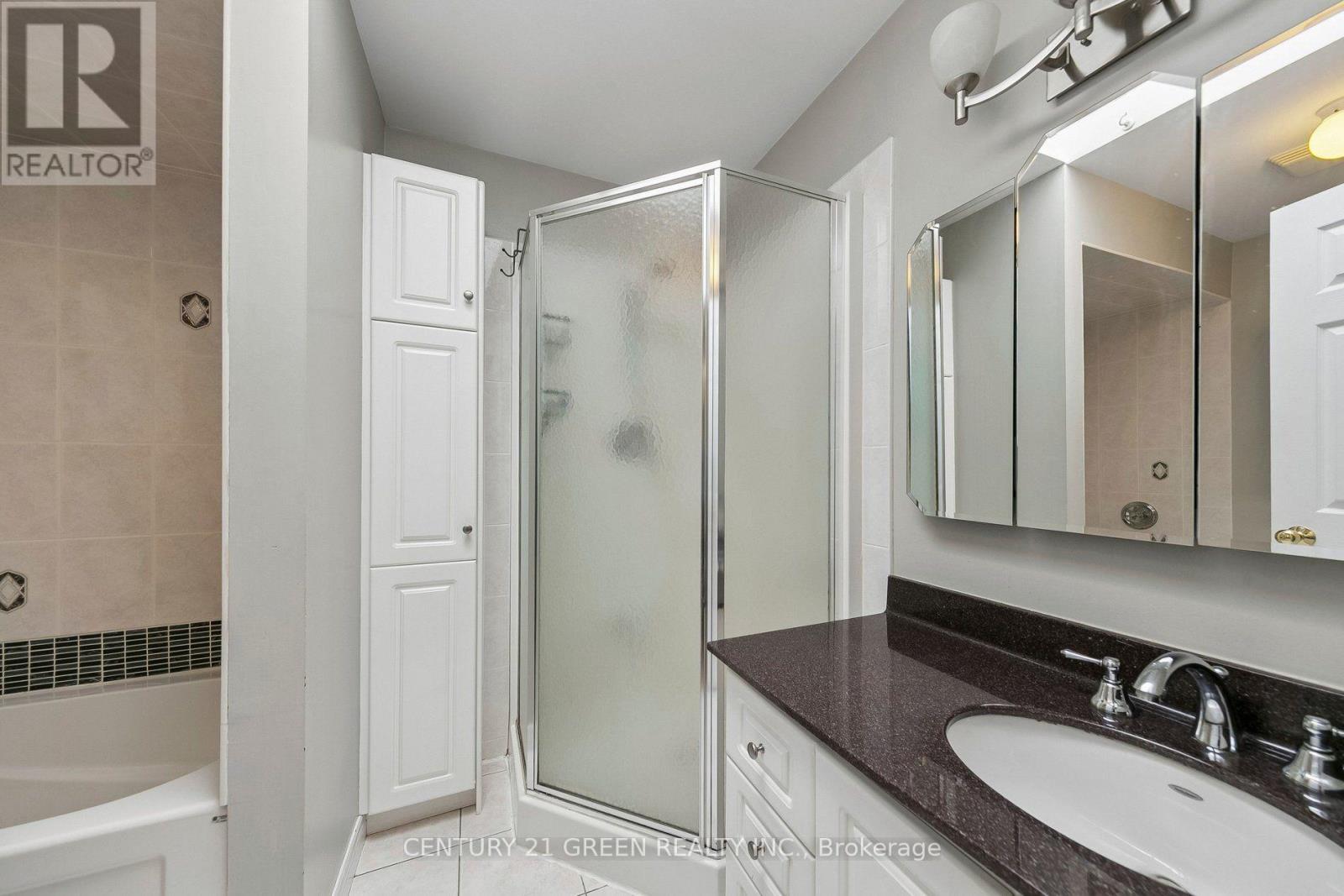 2024 Grovetree Lane, Burlington, Ontario  L7R 4V4 - Photo 26 - W13882286