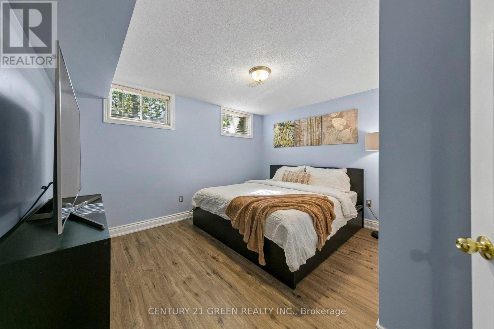2024 Grovetree Lane, Burlington, Ontario  L7R 4V4 - Photo 38 - W13882286