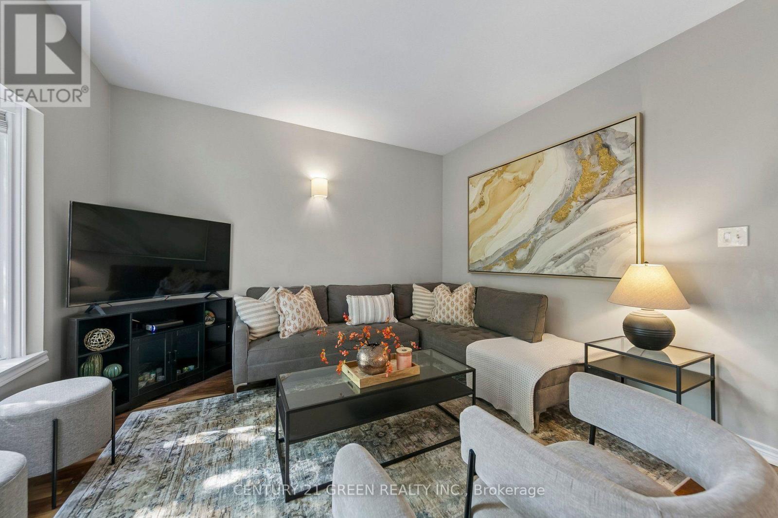 2024 Grovetree Lane, Burlington, Ontario  L7R 4V4 - Photo 9 - W13882286