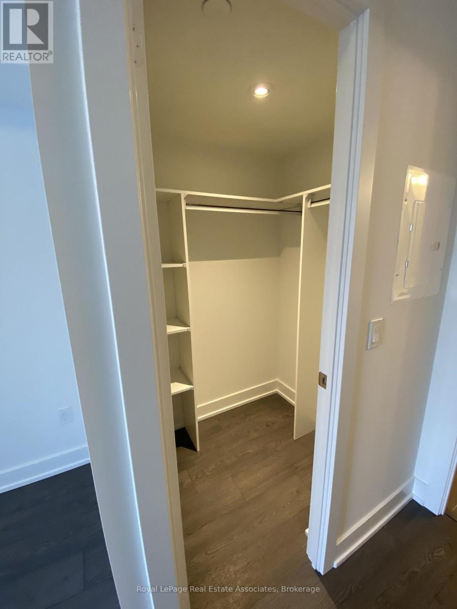 702 - 7 Mabelle Avenue, Toronto, Ontario  M5T 0C9 - Photo 9 - W13882308