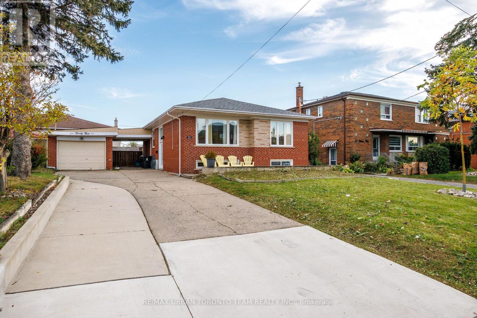 Main - 23 Wishart Place, Toronto, Ontario  M3L 1P9 - Photo 8 - W13882320