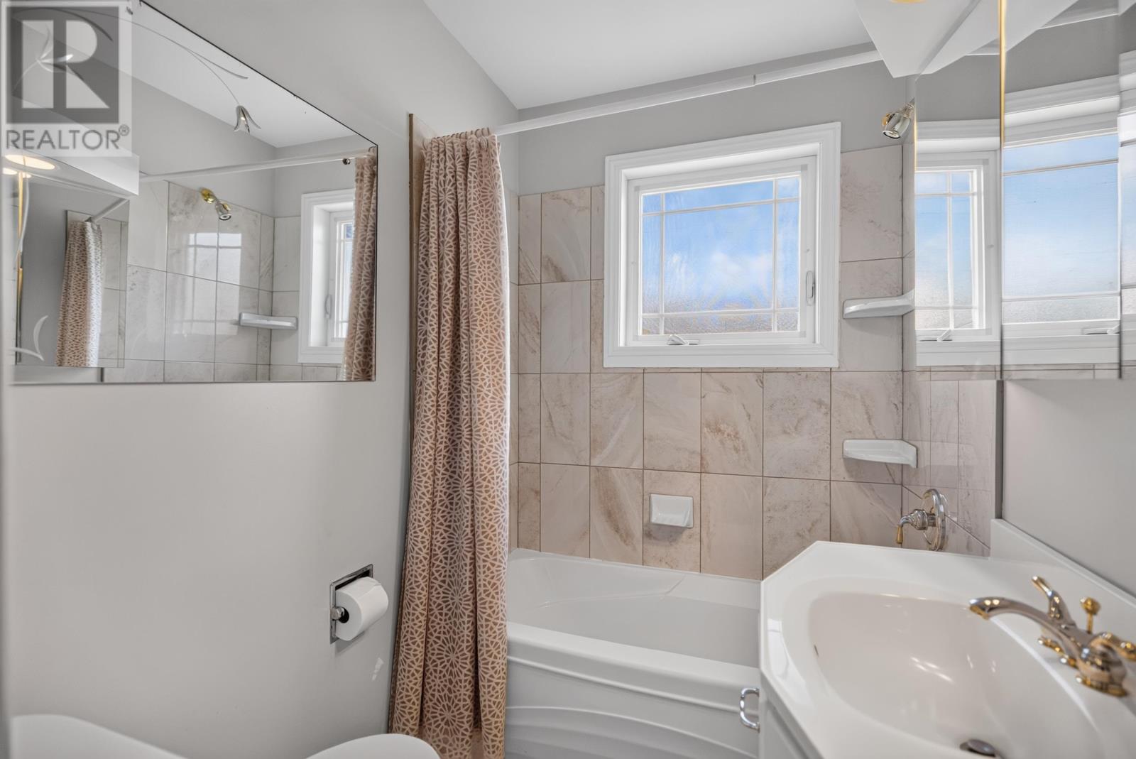 17 Newland Crescent, Charlottetown, Prince Edward Island  C1A 4H4 - Photo 15 - 202625622