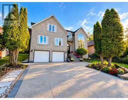 12 SUNDROP COURT, Hamilton, Ontario
