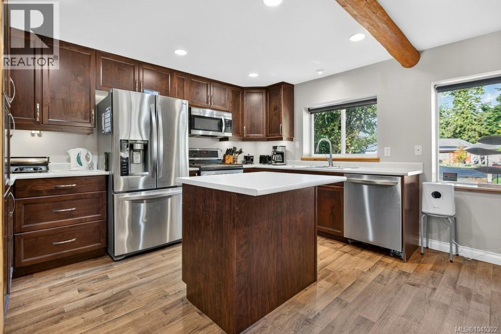 70 Islewood Dr