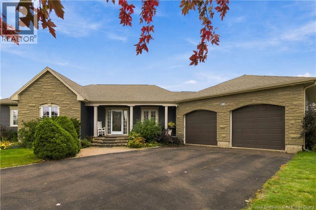 48 Congressional Crescent, Moncton, New Brunswick  E1H 3L3 - Photo 2 - NB149479
