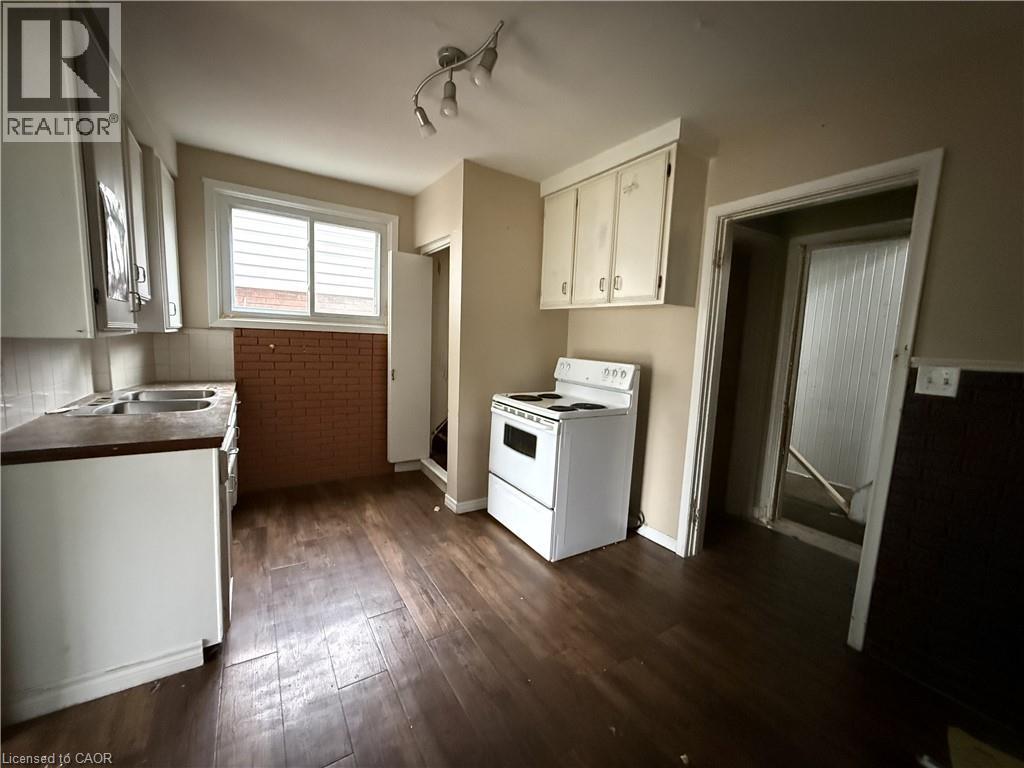 169 Huron Street, Sault Ste. Marie, Ontario  P6A 1R2 - Photo 6 - 40869836