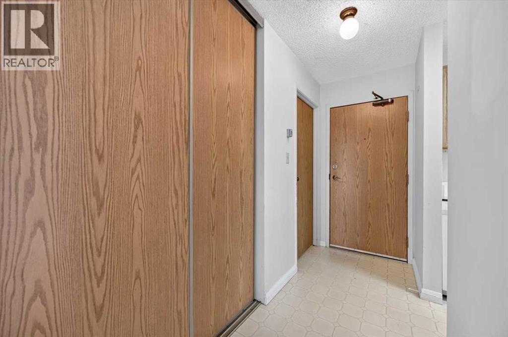908, 8604 48 Avenue NW, Calgary, Alberta  T3B 5E6 - Photo 5 - A2350515