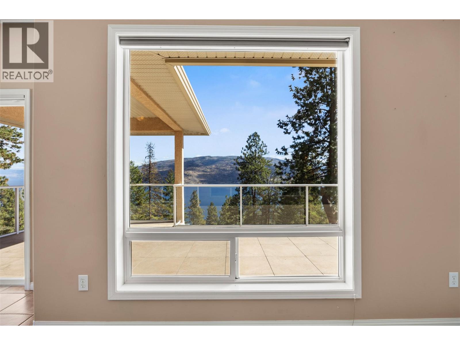 6455 Vernon Avenue, Peachland, British Columbia  V0H 1X8 - Photo 24 - 10401899