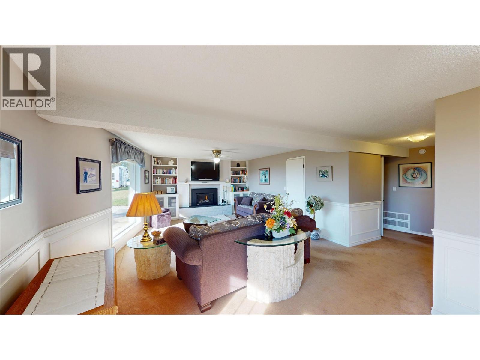 1030 MONROSE Road