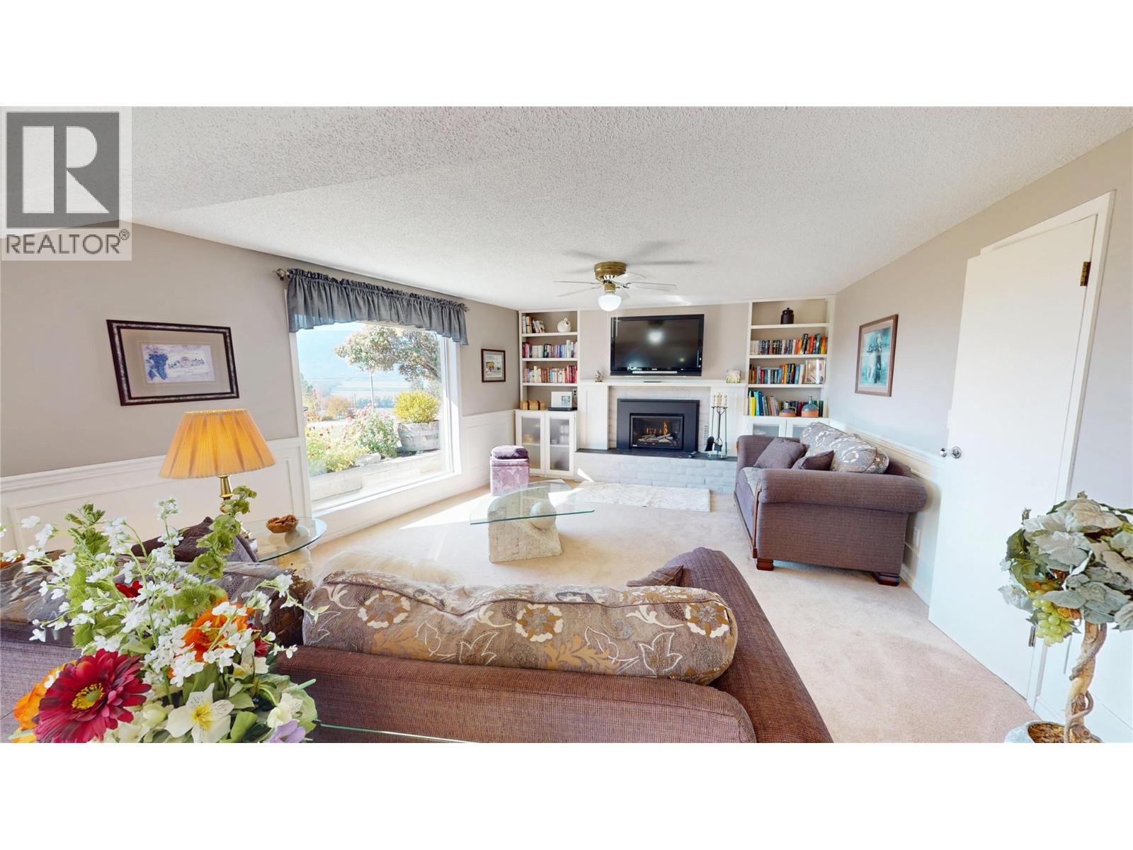1030 MONROSE Road