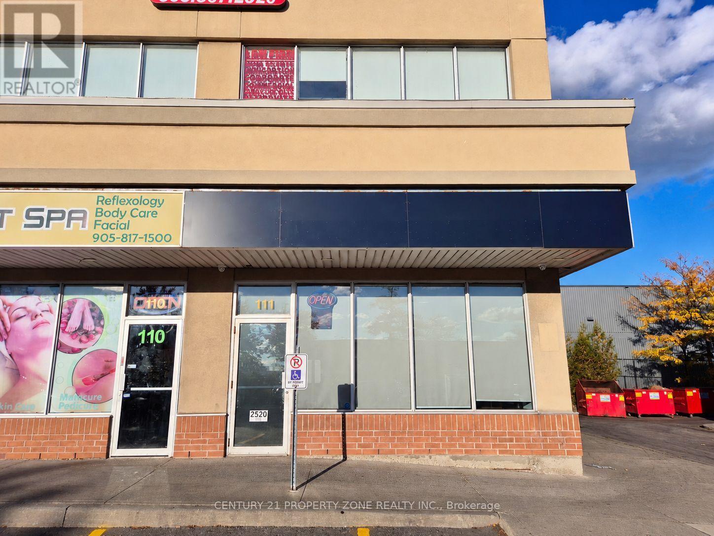808 BRITANNIA ROAD, Mississauga, Ontario