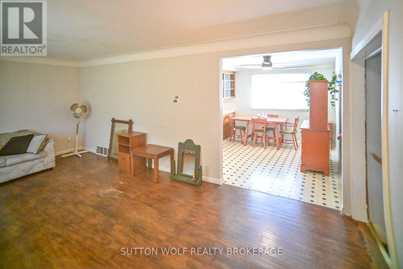 120 Erie Street, Strathroy-Caradoc, Ontario  N7G 1C1 - Photo 10 - X13882348