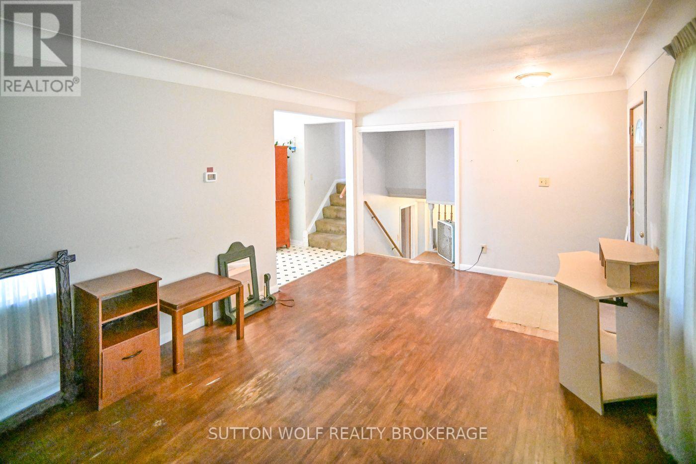 120 Erie Street, Strathroy-Caradoc, Ontario  N7G 1C1 - Photo 11 - X13882348