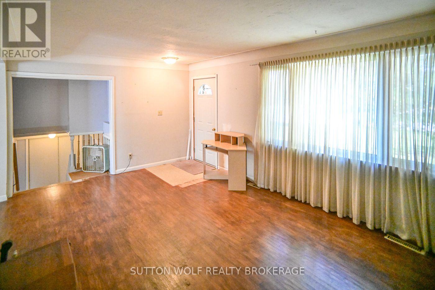 120 Erie Street, Strathroy-Caradoc, Ontario  N7G 1C1 - Photo 12 - X13882348