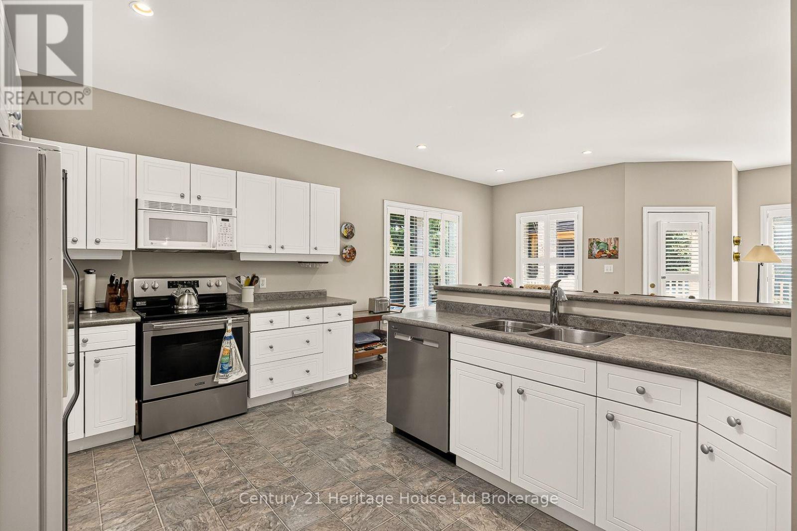 796 Springbank Avenue N, Woodstock, Ontario  N4T 1T5 - Photo 13 - X13882518