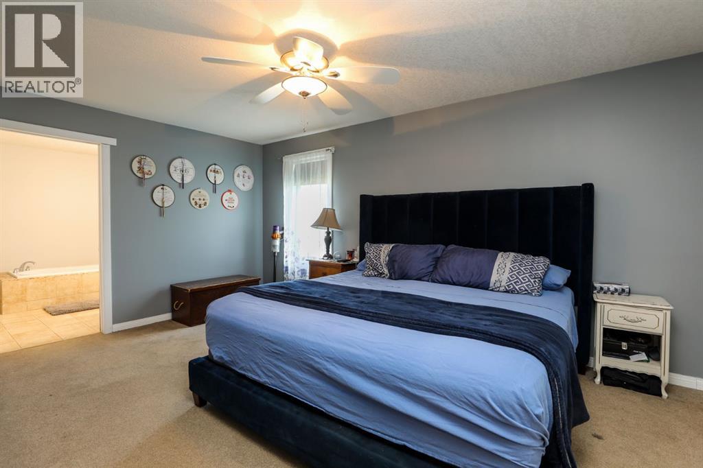 222 S 3 Street W