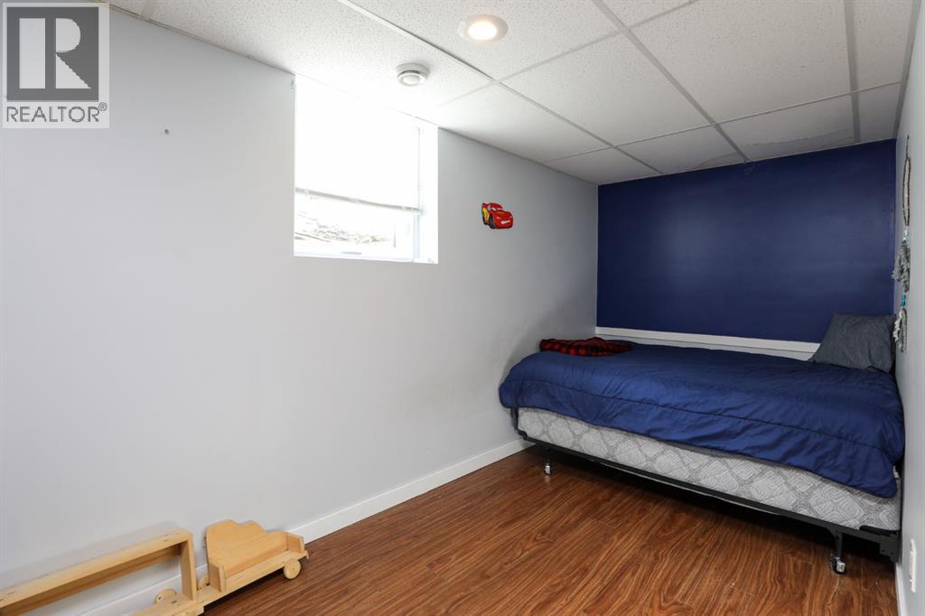 222 S 3 Street W