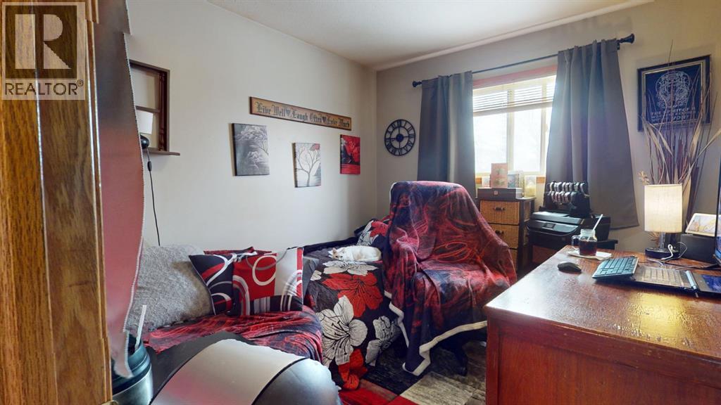 213 Chilcotin Road W