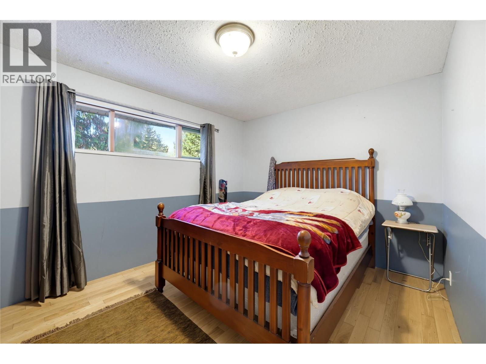 9020 Hummingbird Drive