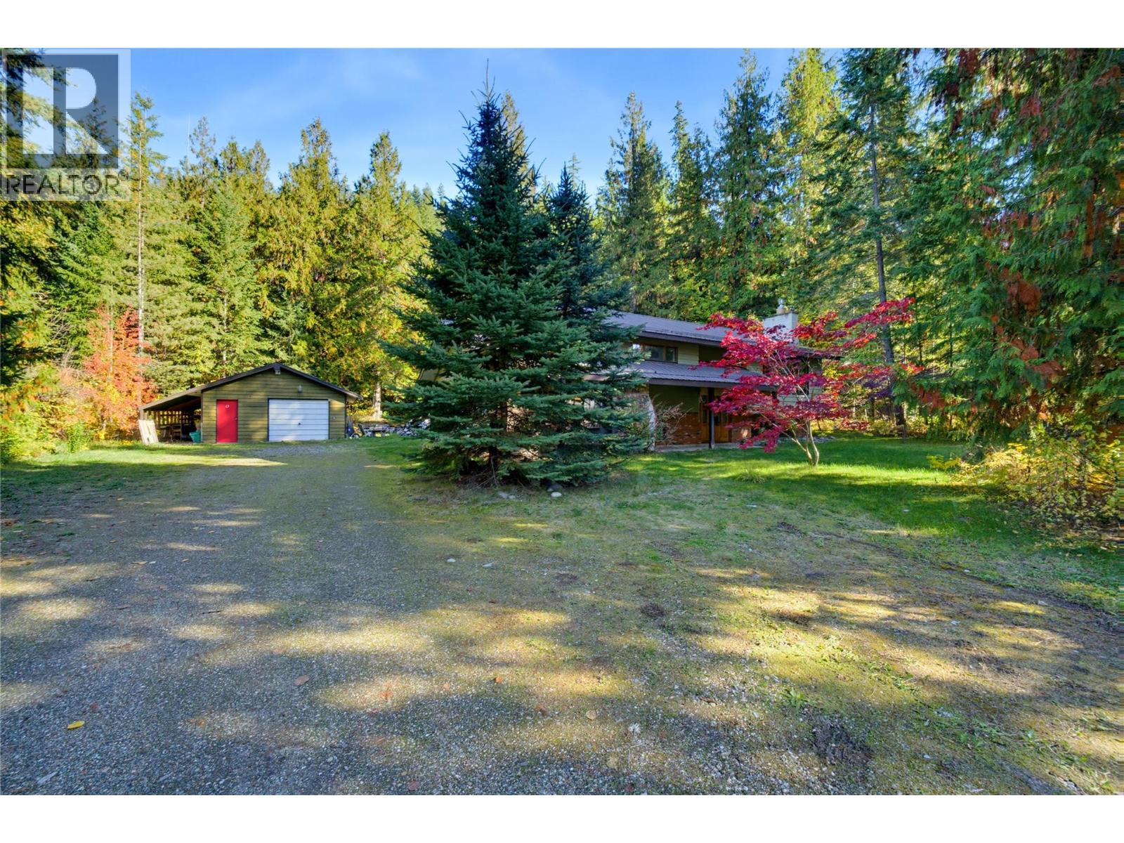 9020 Hummingbird Drive