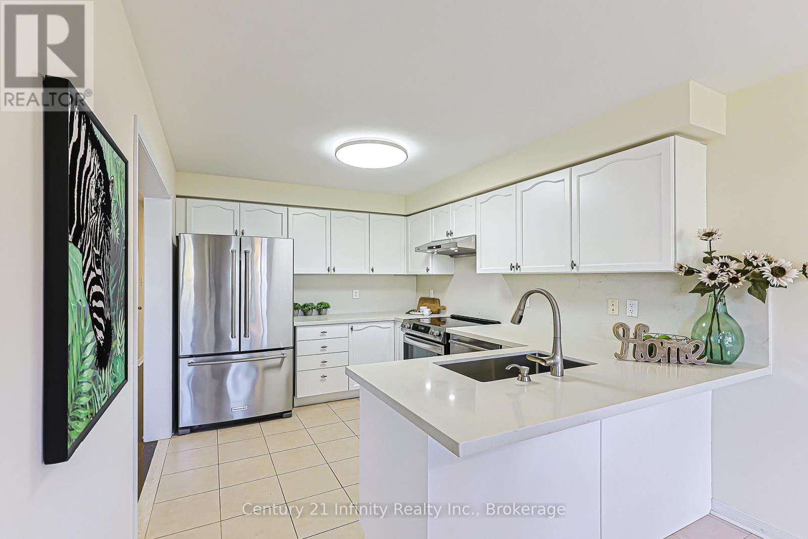 78 Harkness Drive, Whitby, Ontario  L1R 0C5 - Photo 15 - E13882432