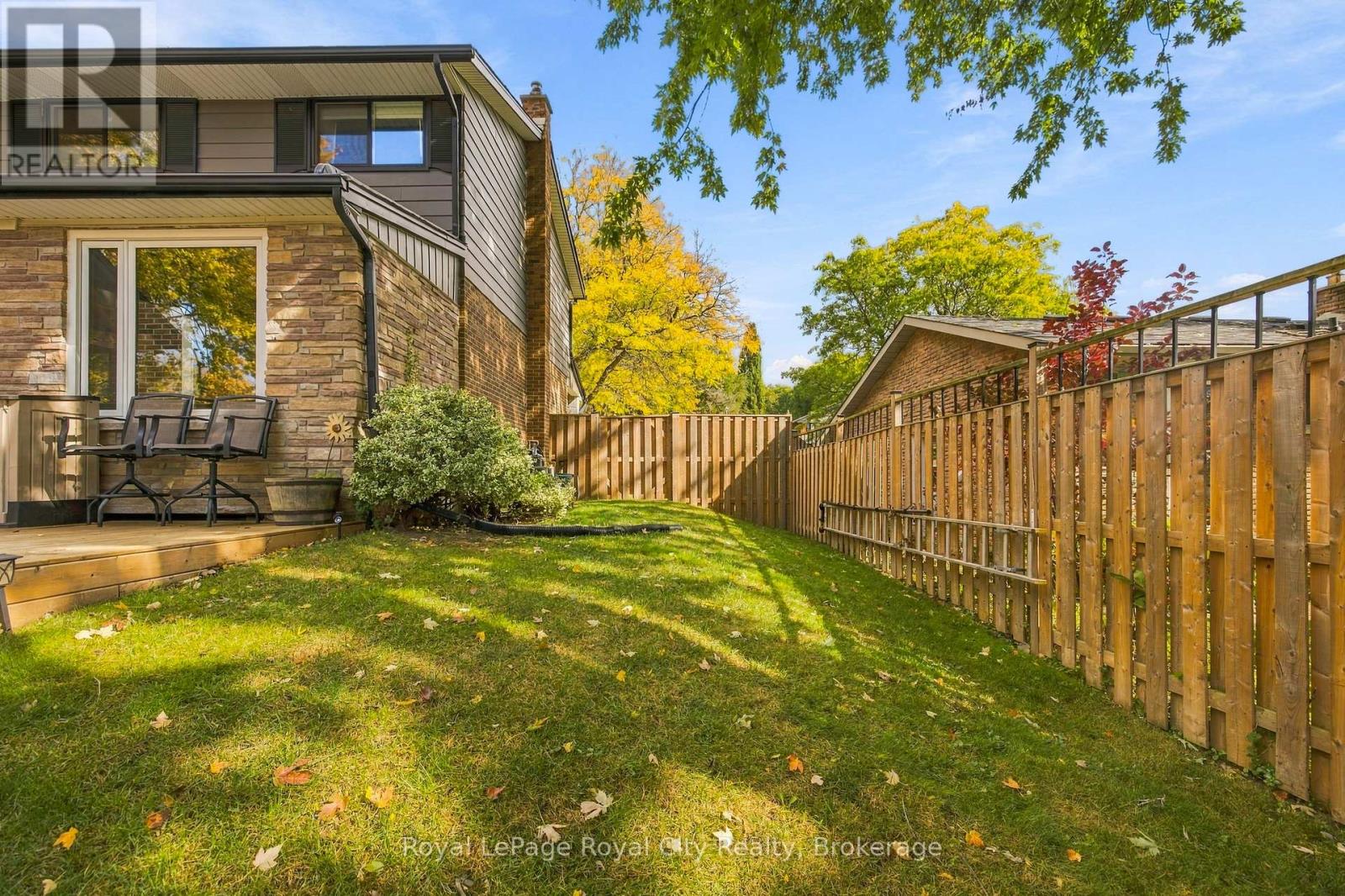 58 Walnut Drive, Guelph, Ontario N1E 4B5 - Photo 43 - X13882418