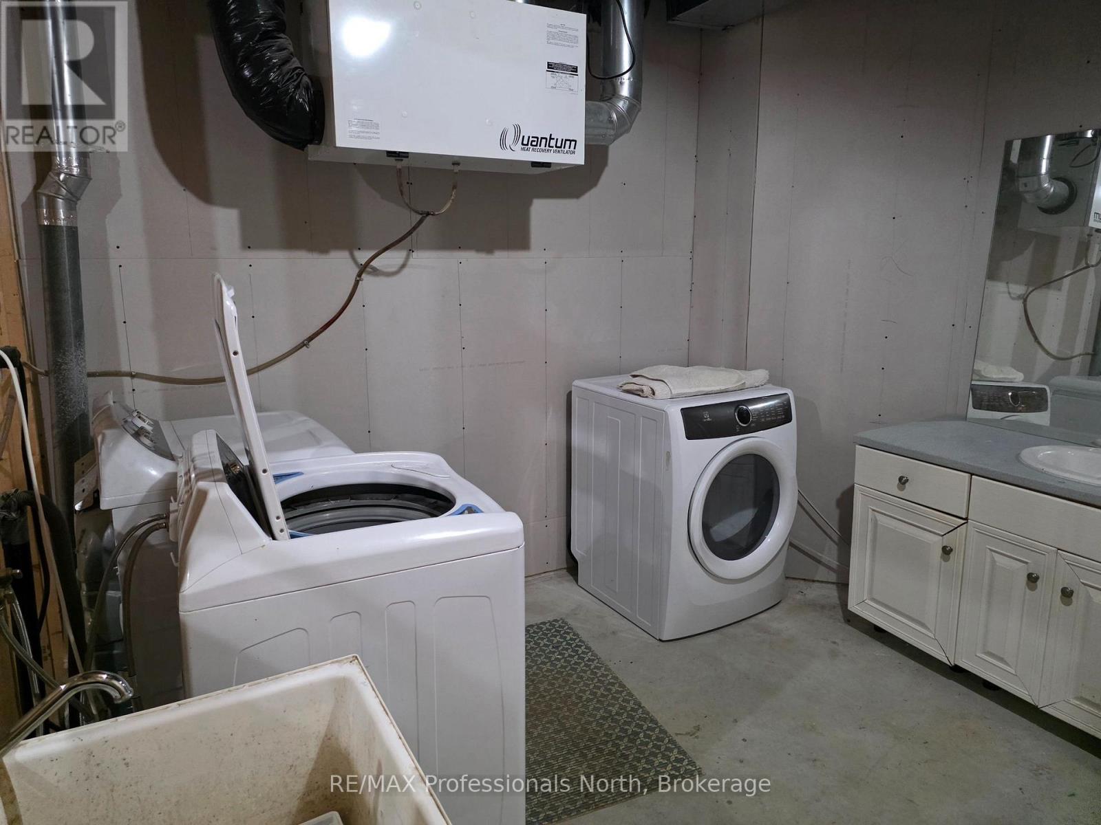 317 Falcon Road, Huntsville, Ontario  P1H 1N3 - Photo 37 - X13882584
