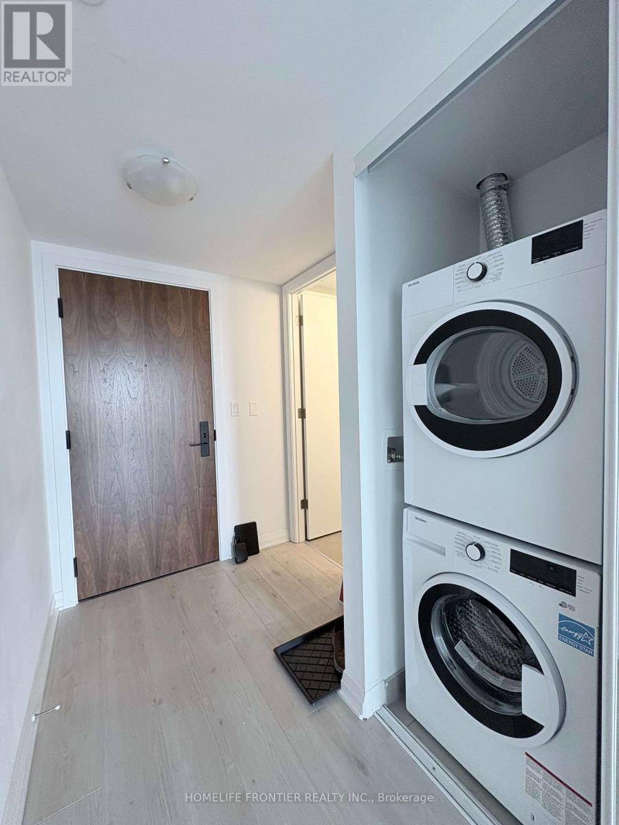 1805 - 99 Foxbar Road, Toronto, Ontario  M4V 0B2 - Photo 11 - C13882350