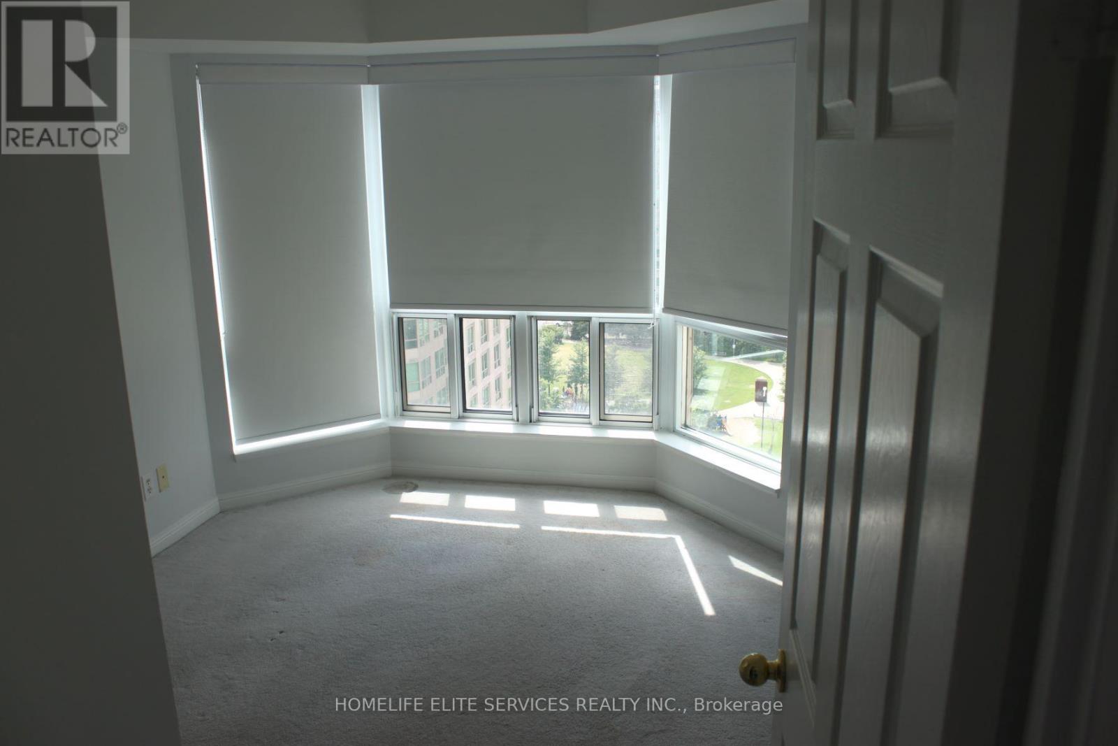 1615 - 11 Lee Centre Drive, Toronto, Ontario  M1H 3J5 - Photo 14 - E13882414