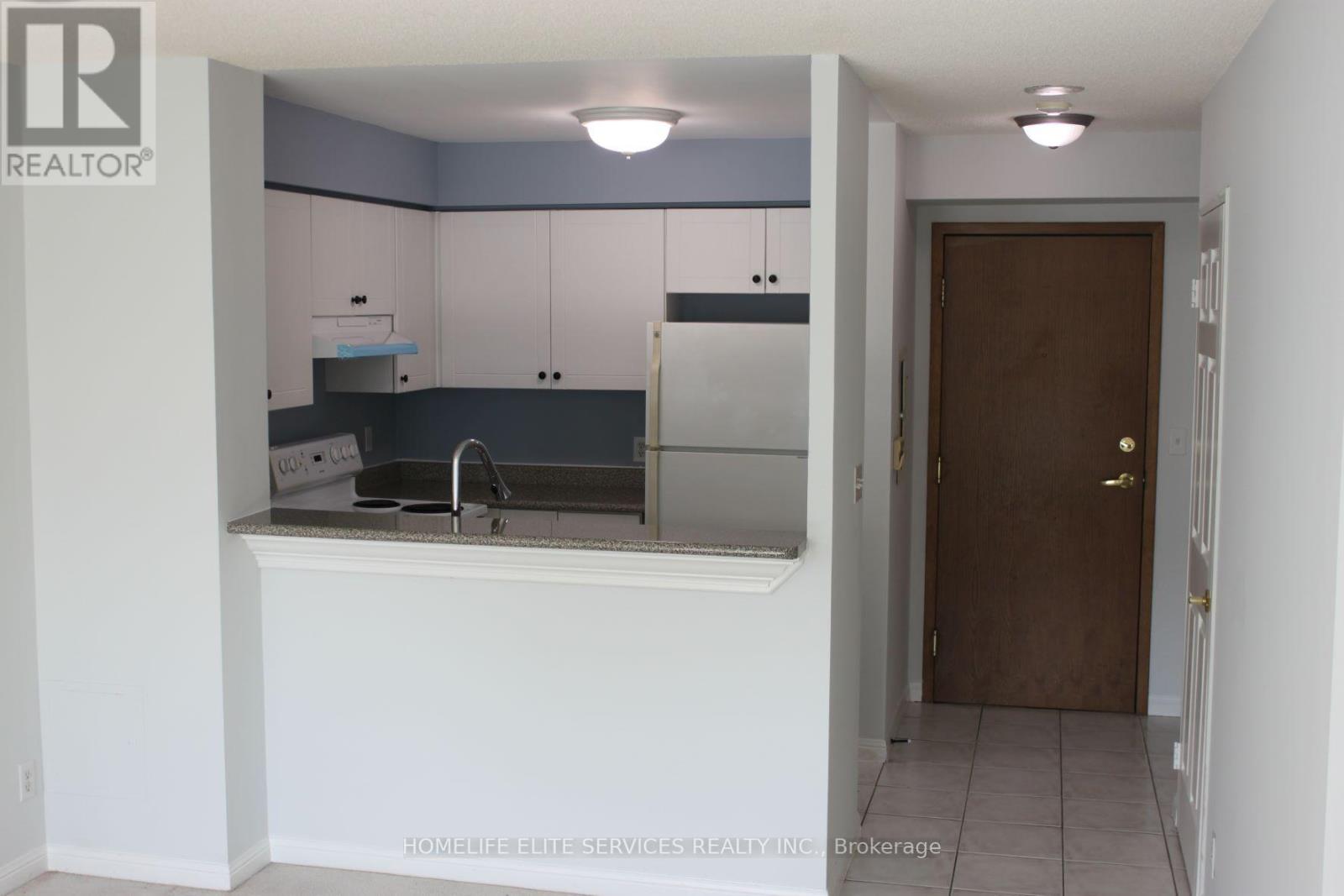 1615 - 11 Lee Centre Drive, Toronto, Ontario  M1H 3J5 - Photo 6 - E13882414