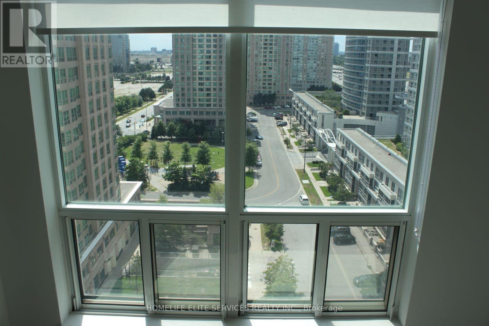 1615 - 11 Lee Centre Drive, Toronto, Ontario  M1H 3J5 - Photo 9 - E13882414