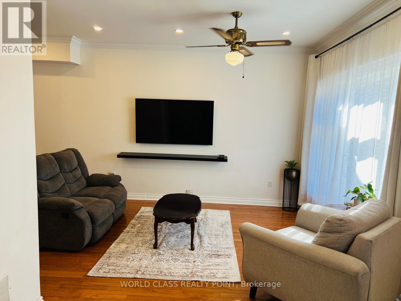 21 South Bonnington Avenue, Toronto, Ontario  M1N 3M2 - Photo 7 - E13882442
