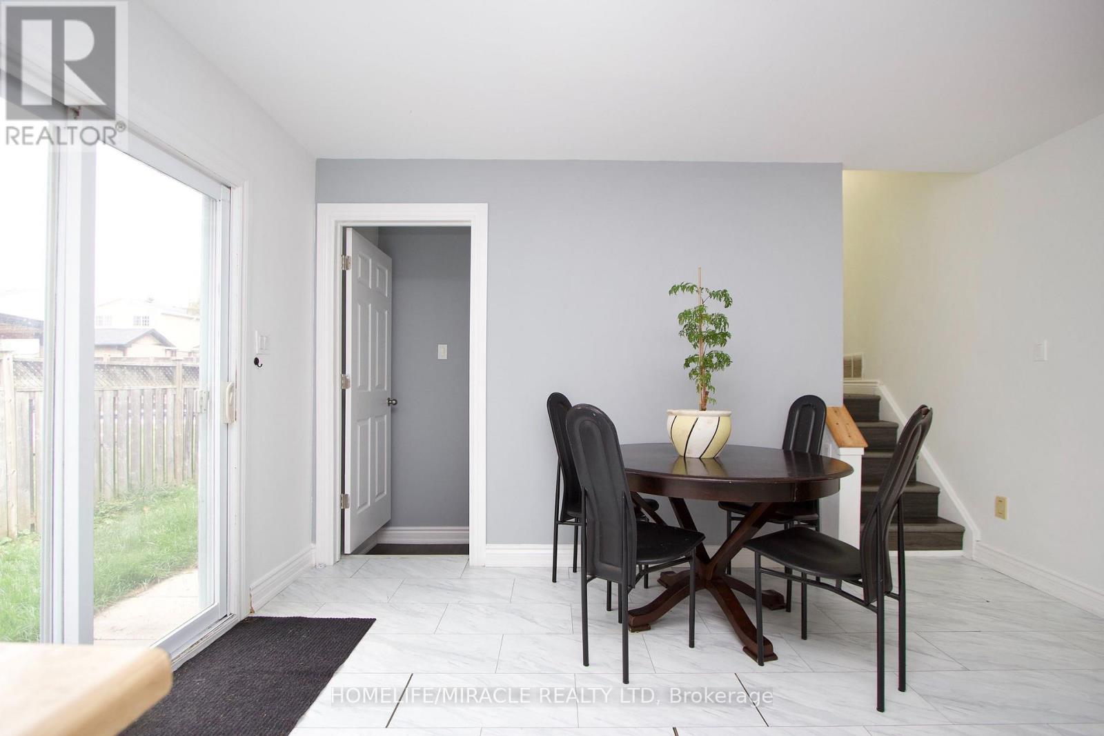 14 Pilkington Crescent, Whitby, Ontario  L1N 6E9 - Photo 10 - E13882514