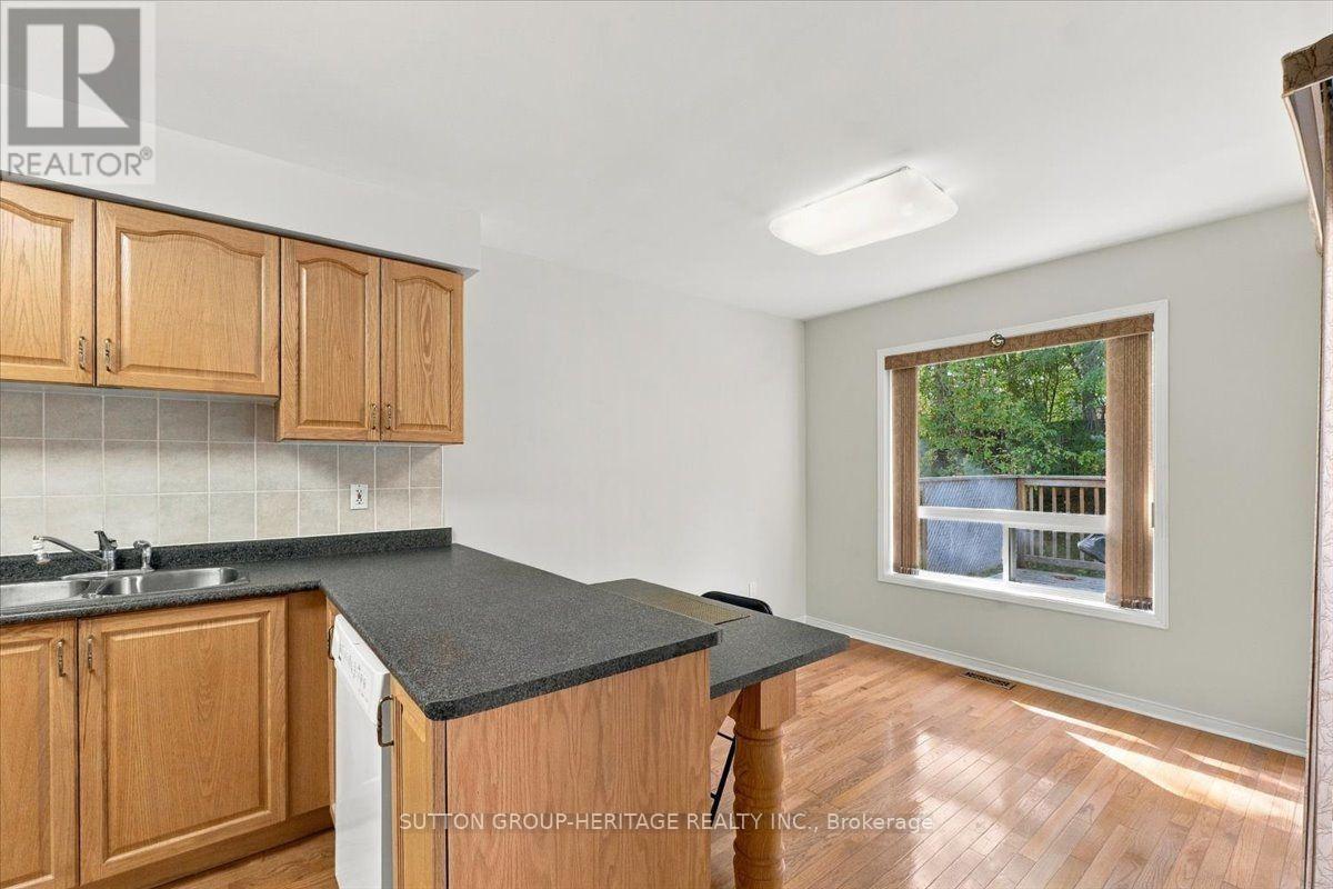 122 Perryview Drive, Scugog, Ontario  L9L 1T8 - Photo 8 - E13882524