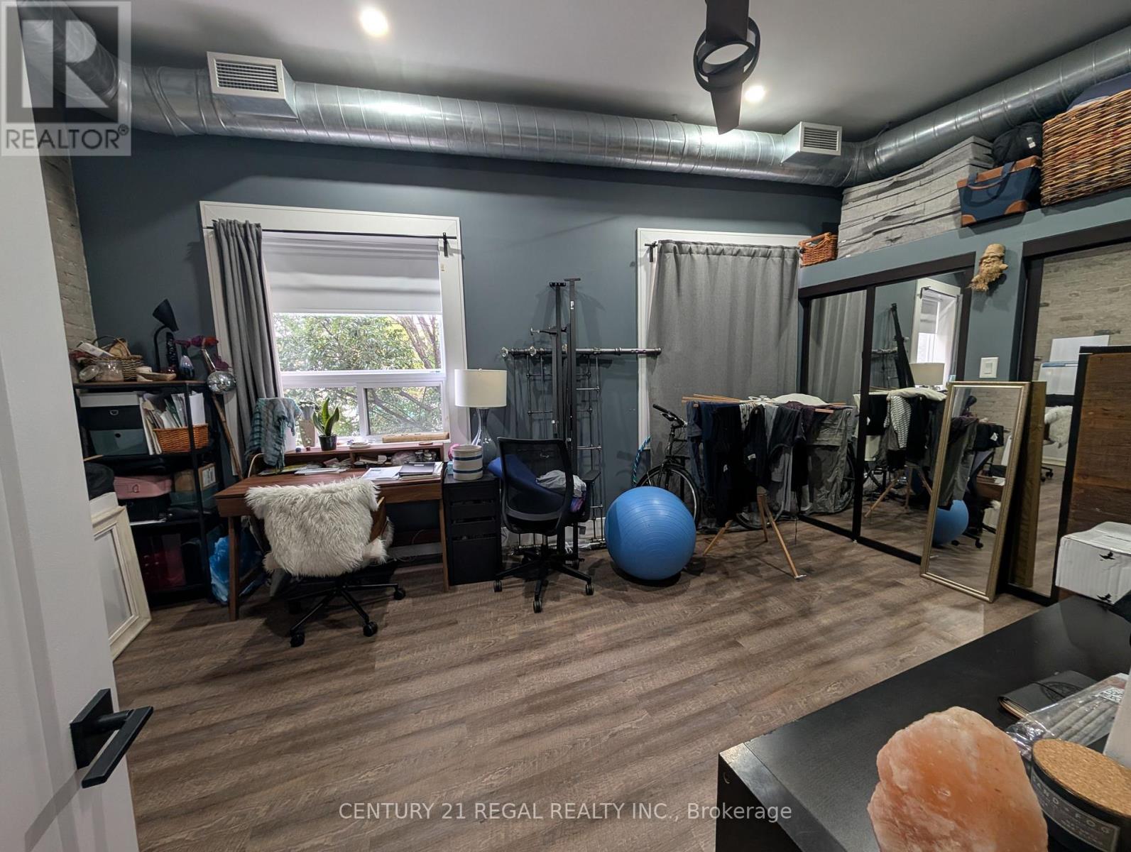 2 - 923 Kingston Road, Toronto, Ontario  M4E 1S6 - Photo 5 - E13882558