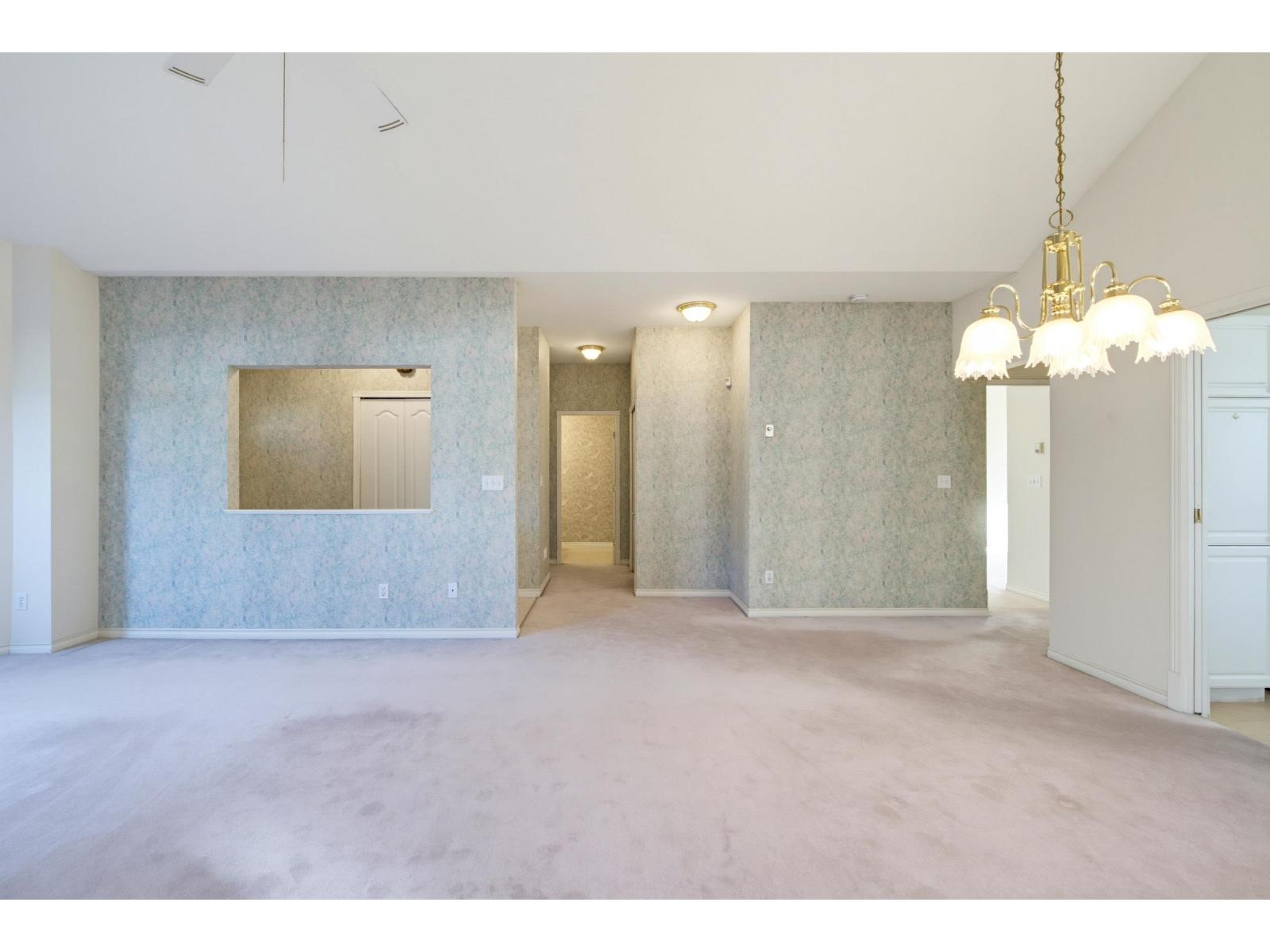 215 20655 88 AVENUE