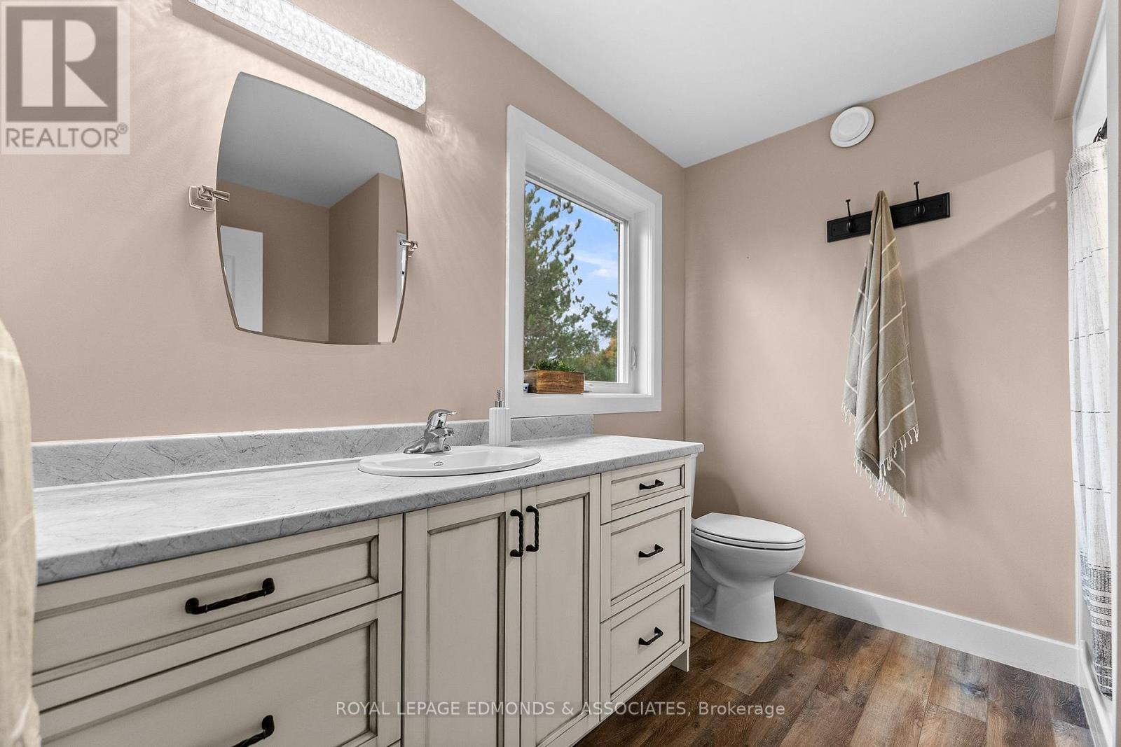 15 Hannah Street, Whitewater Region, Ontario  K0J 1C0 - Photo 20 - X13882396