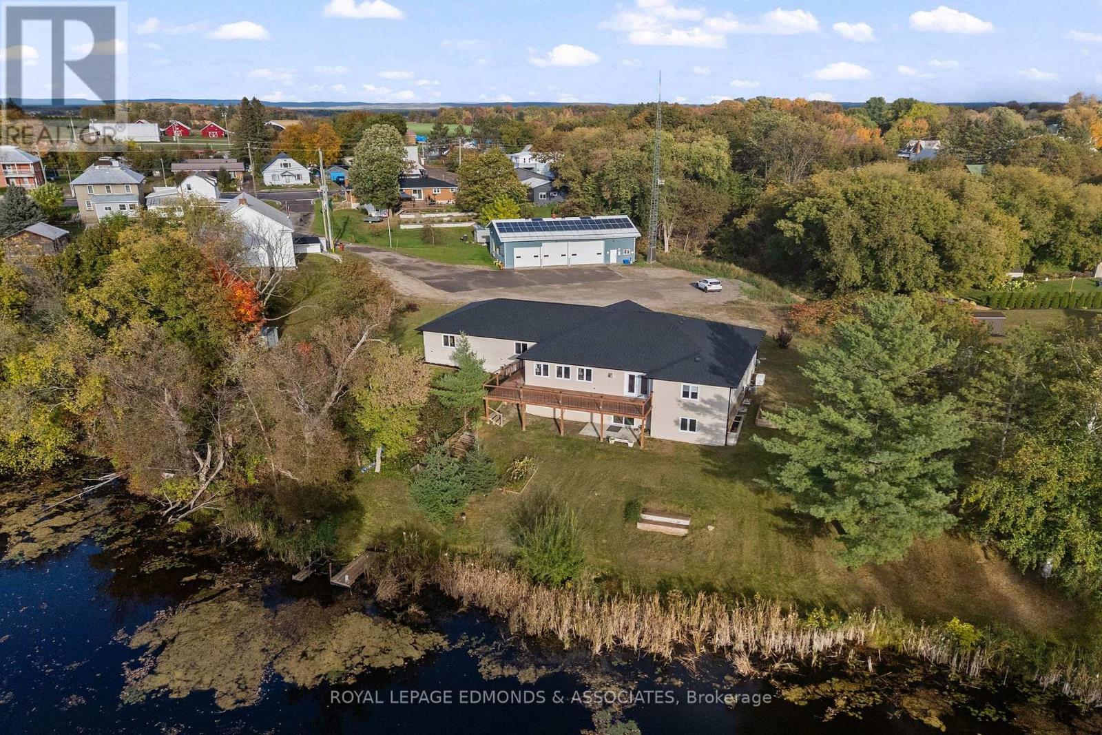 15 Hannah Street, Whitewater Region, Ontario  K0J 1C0 - Photo 43 - X13882396