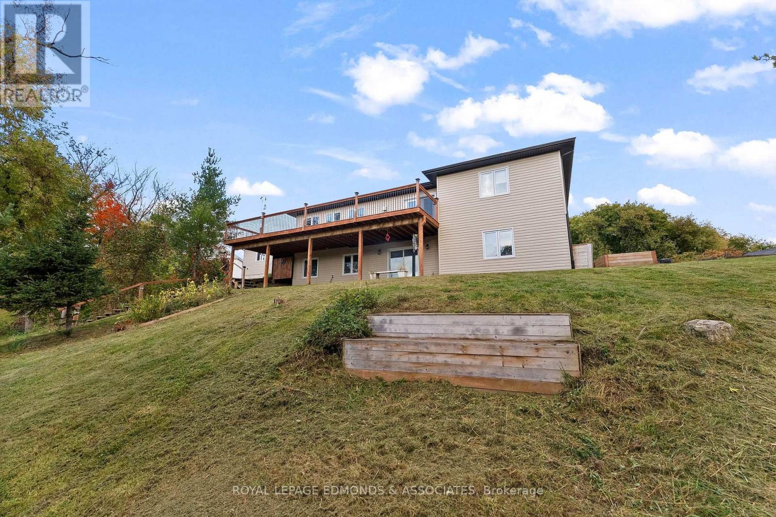 15 Hannah Street, Whitewater Region, Ontario  K0J 1C0 - Photo 44 - X13882396