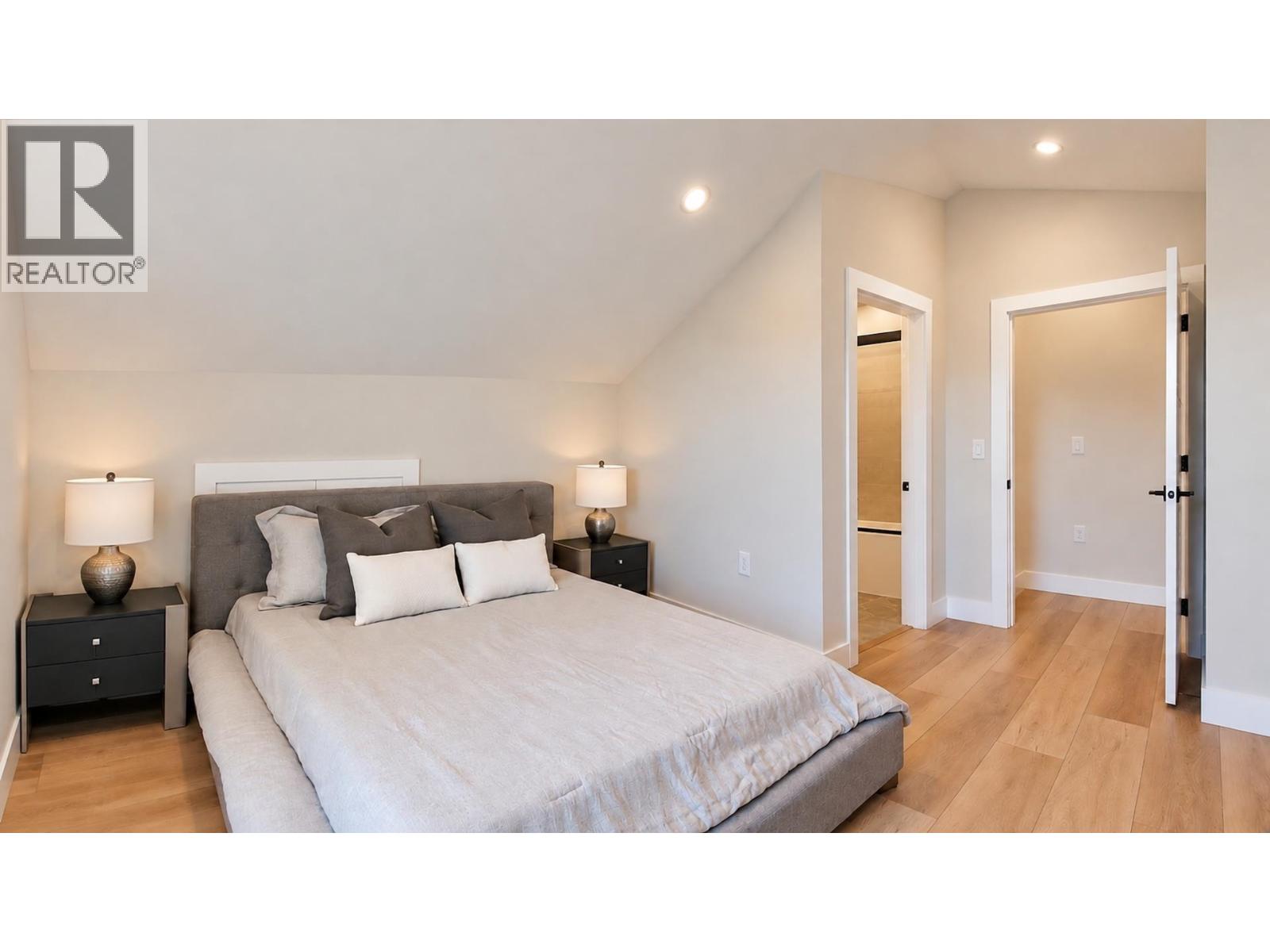 2 746 E 12th Avenue, Vancouver, British Columbia  V5T 2H9 - Photo 31 - R3173223