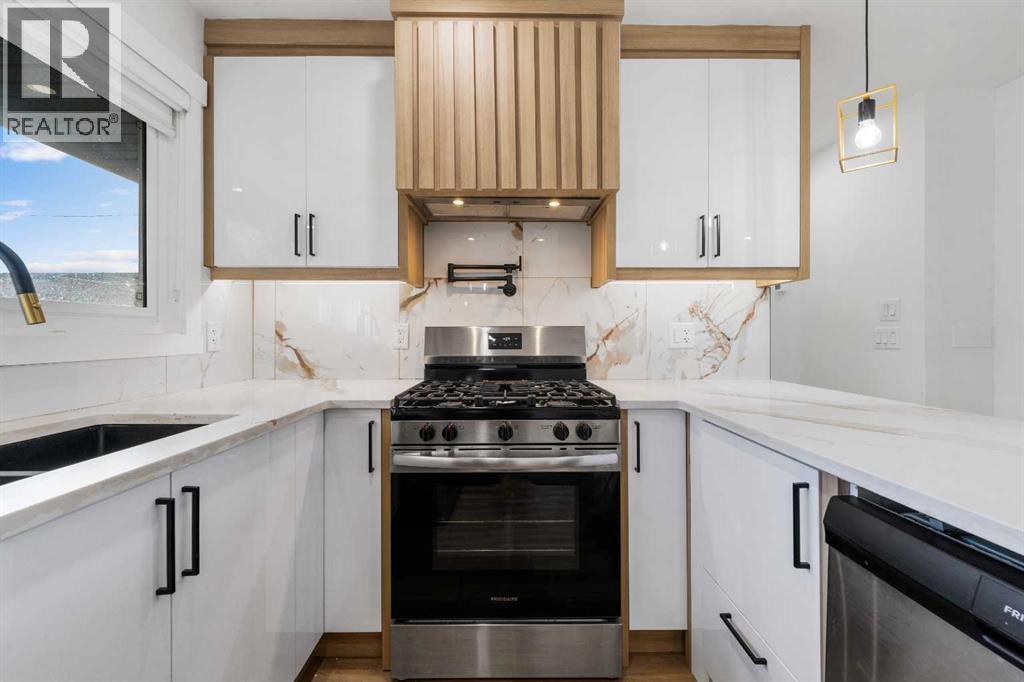 2415 22 Avenue SW, Calgary, Alberta  T2T 0T1 - Photo 13 - A2336659