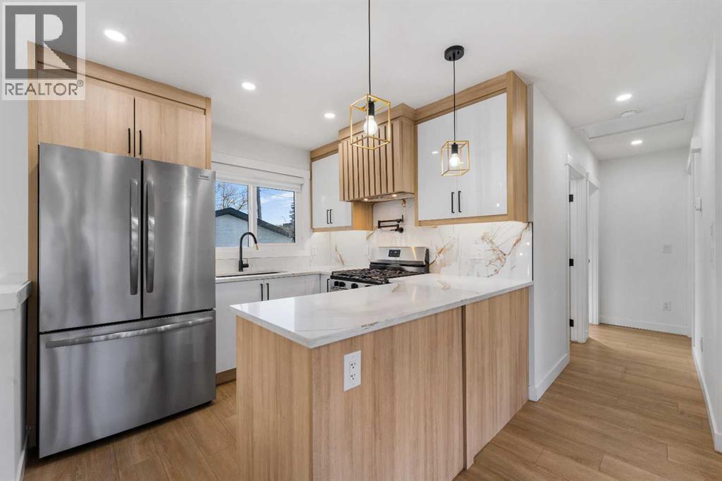 2415 22 Avenue SW, Calgary, Alberta  T2T 0T1 - Photo 11 - A2336659